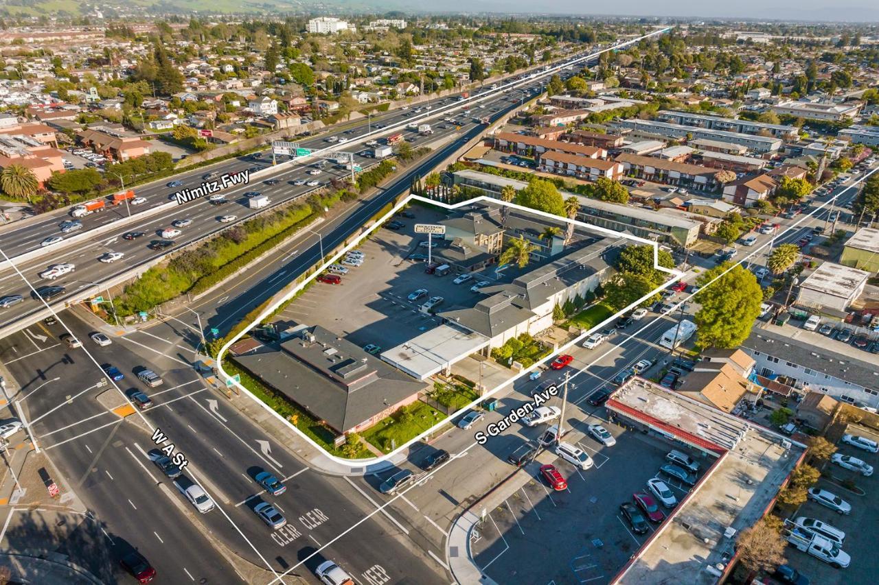 Heritage Inn Express Hayward Exterior photo